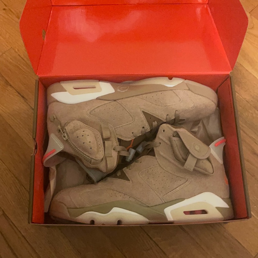 Jordan 6 Travis Scott